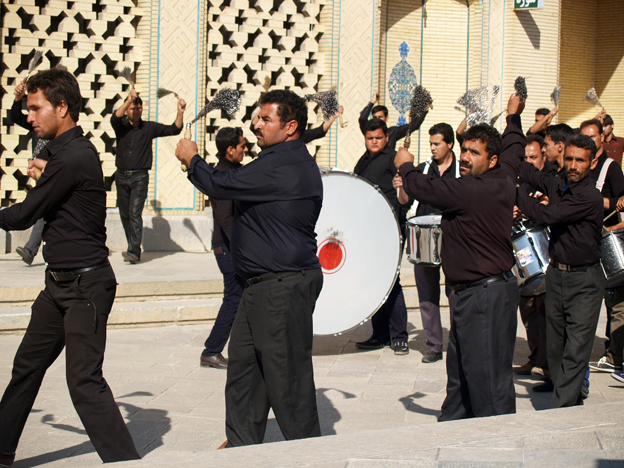 گزارش تصویری از عزاداری هیئات مذهبی در ششمین روز از ماه محرم در زیارتگاه