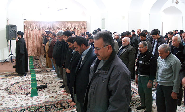 برگزاری مراسم عزاداری شهادت امام رضا (ع) در زیارتگاه شهید مدرس (ره)