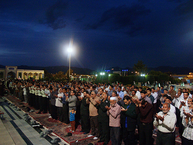 مراسم گرامیداشت فتح خرمشهر در زیارتگاه شهید مدرس(ره) برگزار شد .