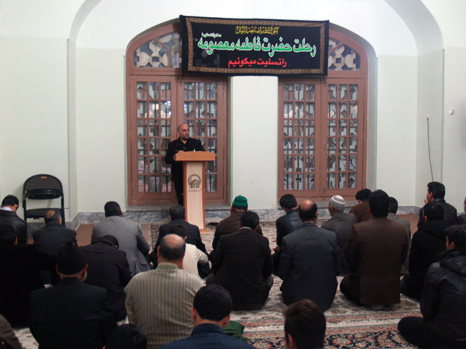 مراسم شب رحلت جانگداز حضرت فاطمه معصومه (س) در زیارتگاه شهید مدرس(ره) برگزار شد .