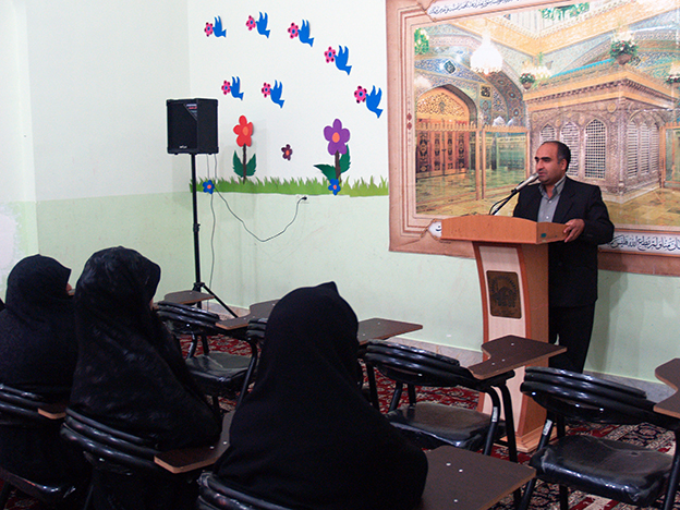 گردهمایی بانوان حافظ ، قاری و مرتلان قرآنی شهرستان در آستانه ماه مبارک رمضان در زیارتگاه شهید مدرس