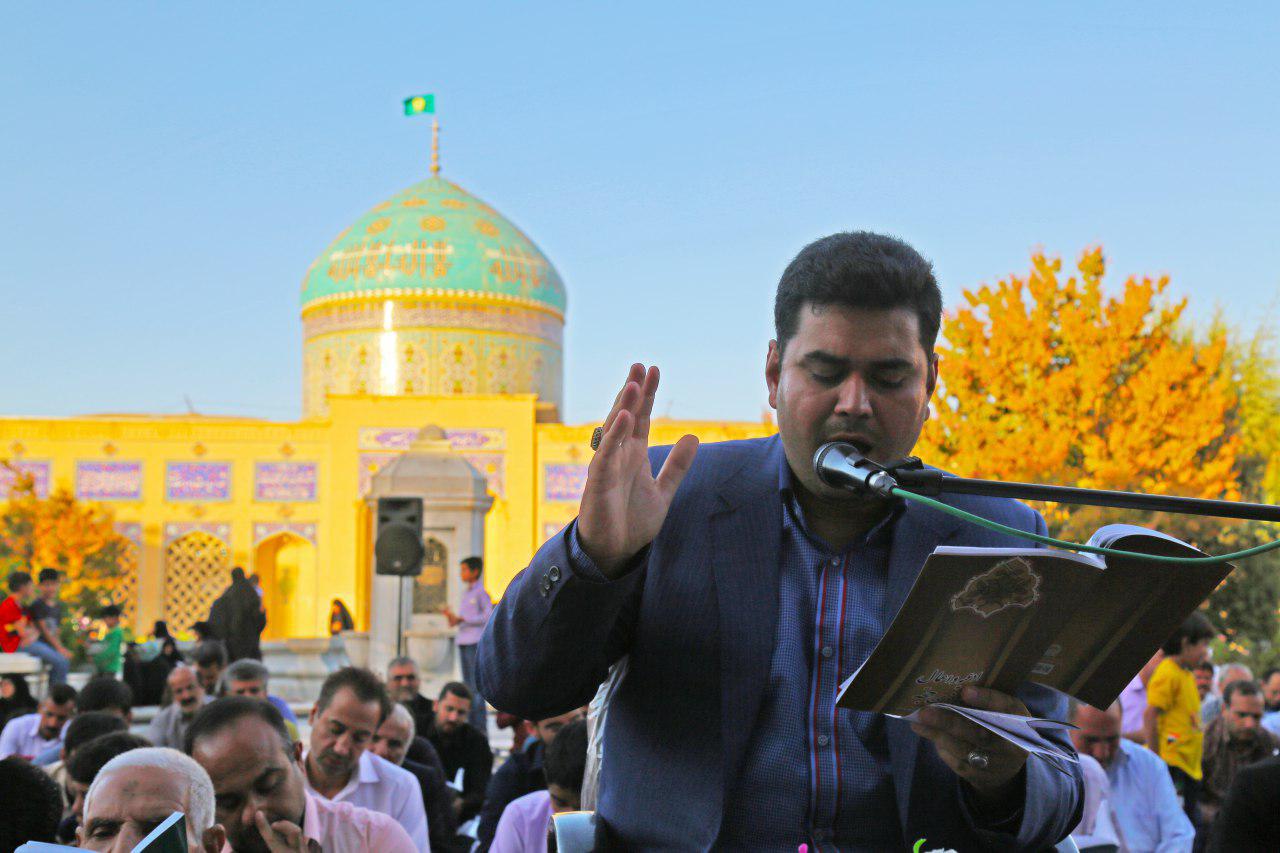 گزارش تصویری از قرائت دعای پر فیض عرفه  ؛ زیباترین نیایش حضرت ابا عبد الله الحسین(ع) در زیارتگاه شهید مدرس(ره)