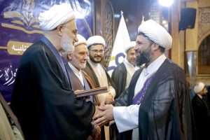 کسب رتبه سوم پژوهشی نخبگان حوزه علمیه خراسان توسط مسئول فرهنگی زیارتگاه شهید مدرس (ره)